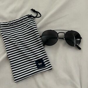 GAP Black Sunglasses